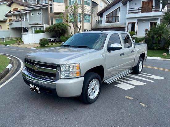 CHEVROLET SILVERADO 5.3 1500 LTZ 4X4 CD V8 GASOLINA 4P AUTOMÁTICO